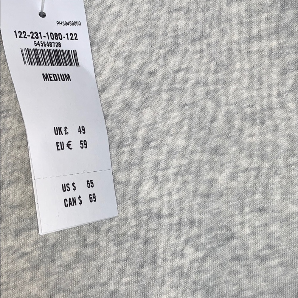 Abercrombie & Fitch softAF Relaxed Crew Sweatshirt - Picture 6 of 9